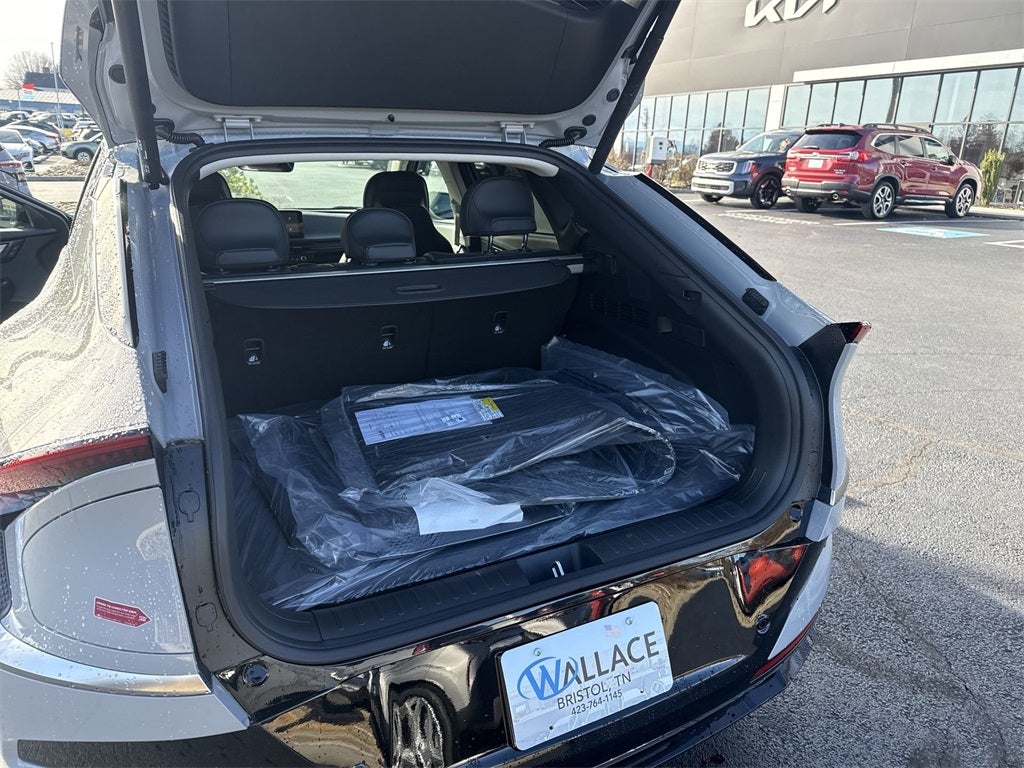 2025 Kia EV6 Wind