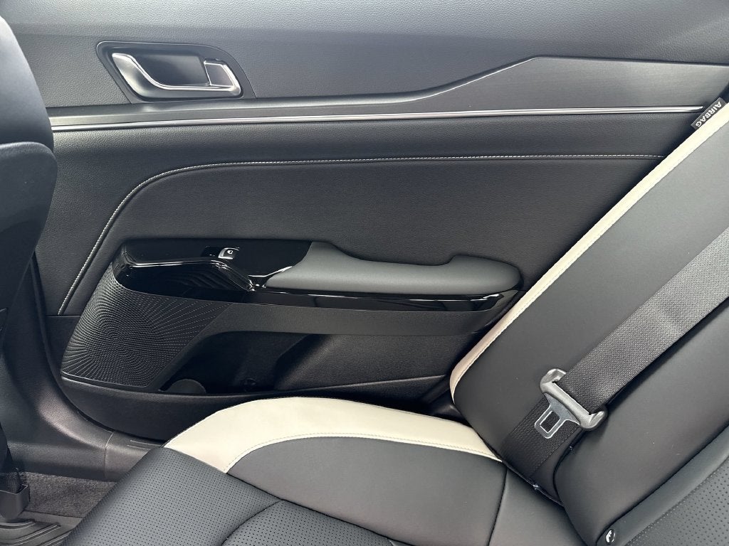 2027 Kia K5 GT-Line