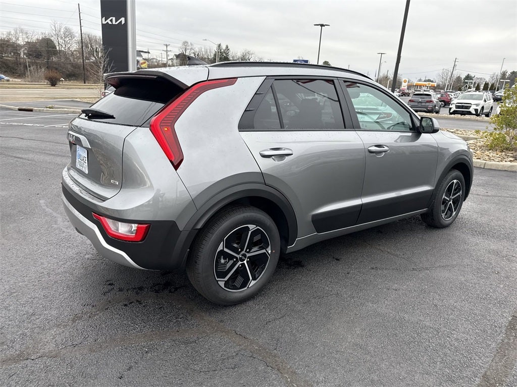 2025 Kia Niro LX