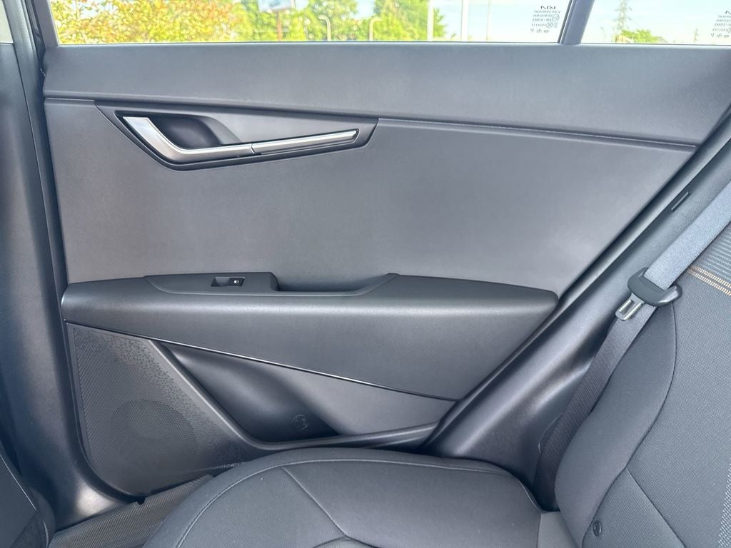 2026 Kia Niro LX