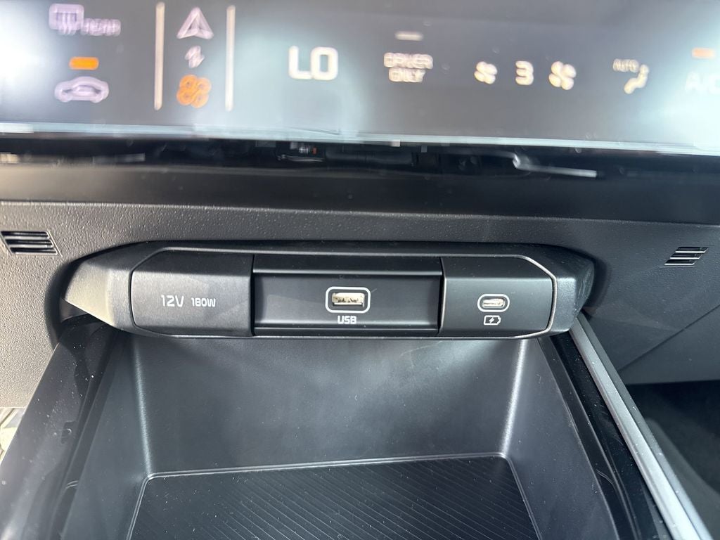 2026 Kia Niro LX