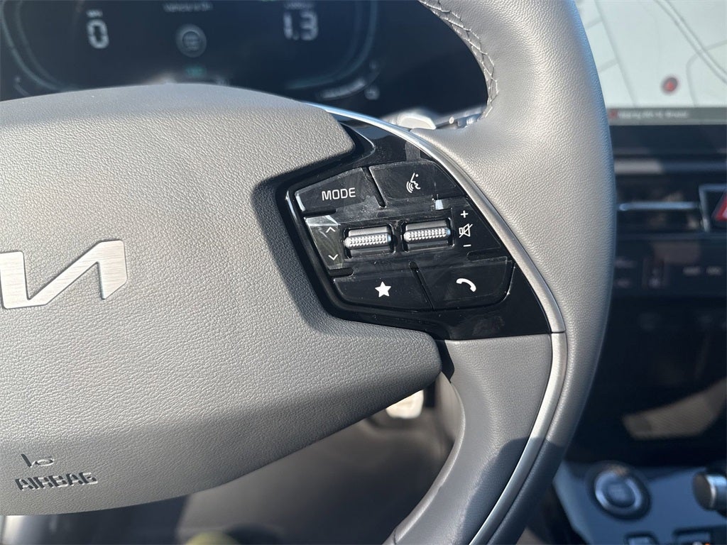 2025 Kia Niro EX Touring