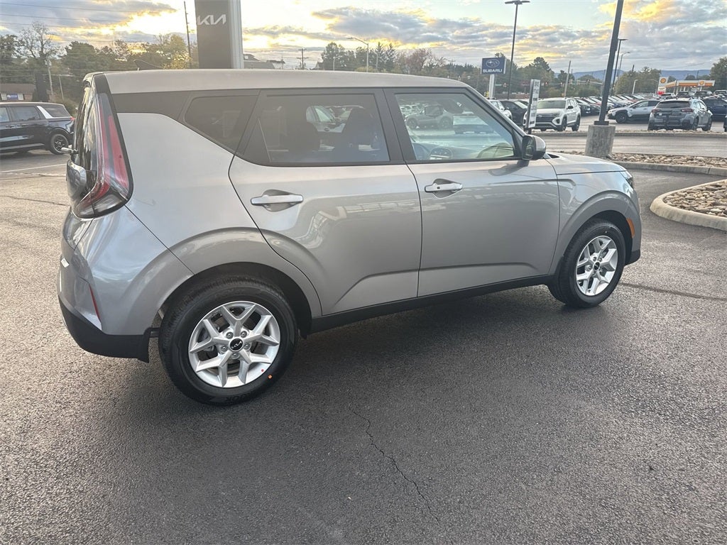 2025 Kia Soul S