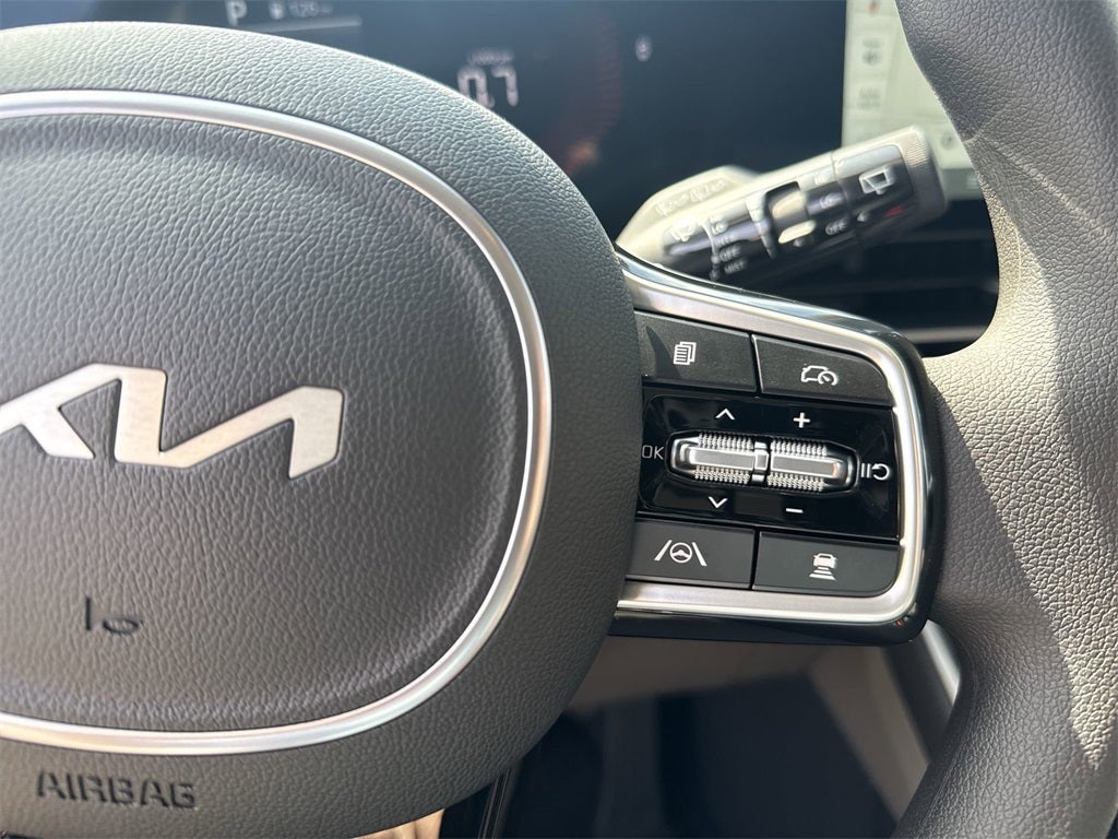 2026 Kia Carnival LX