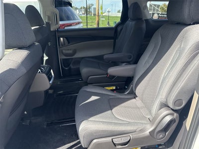 2026 Kia Carnival LX