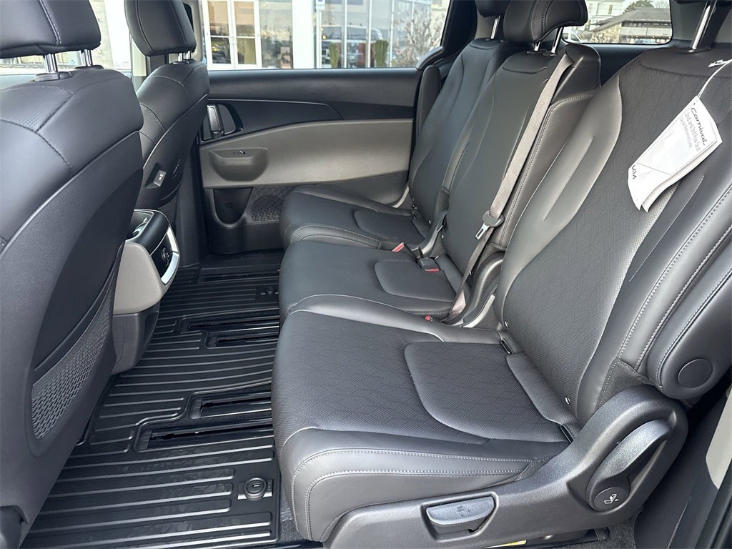 2026 Kia Carnival LXS