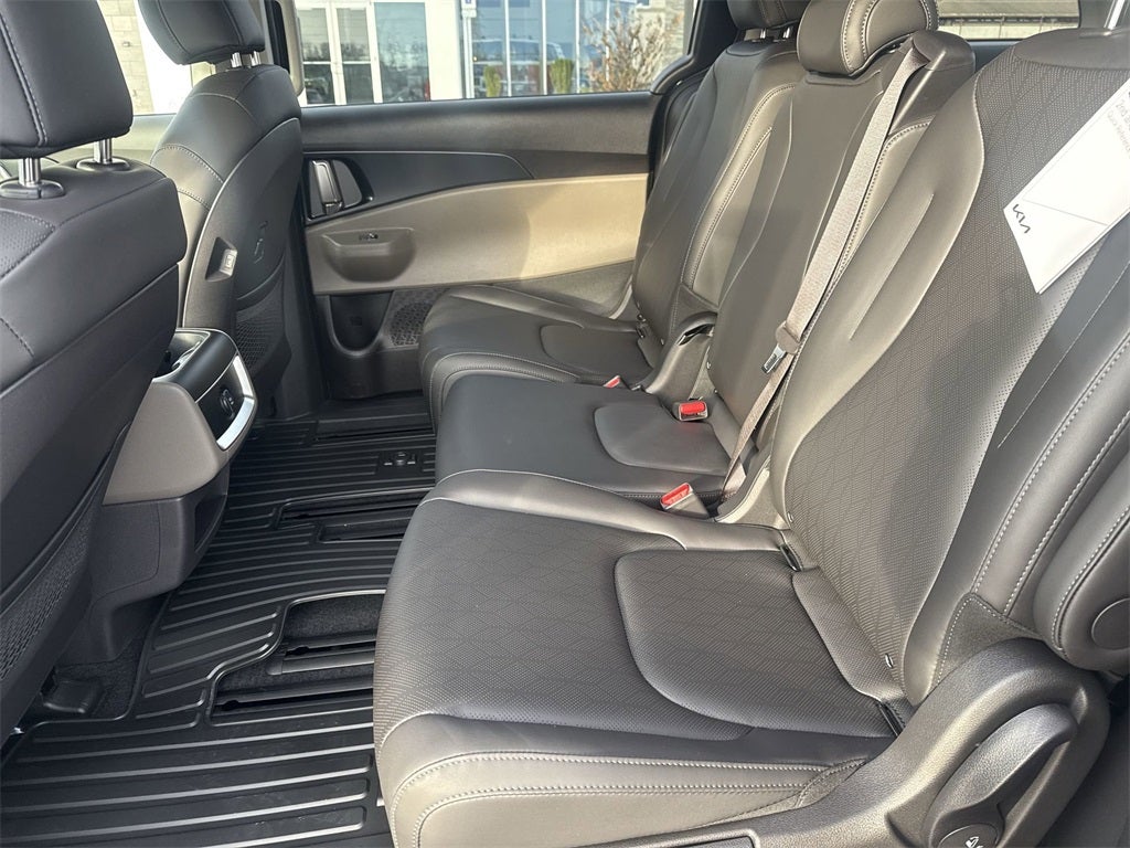 2026 Kia Carnival Hybrid LXS