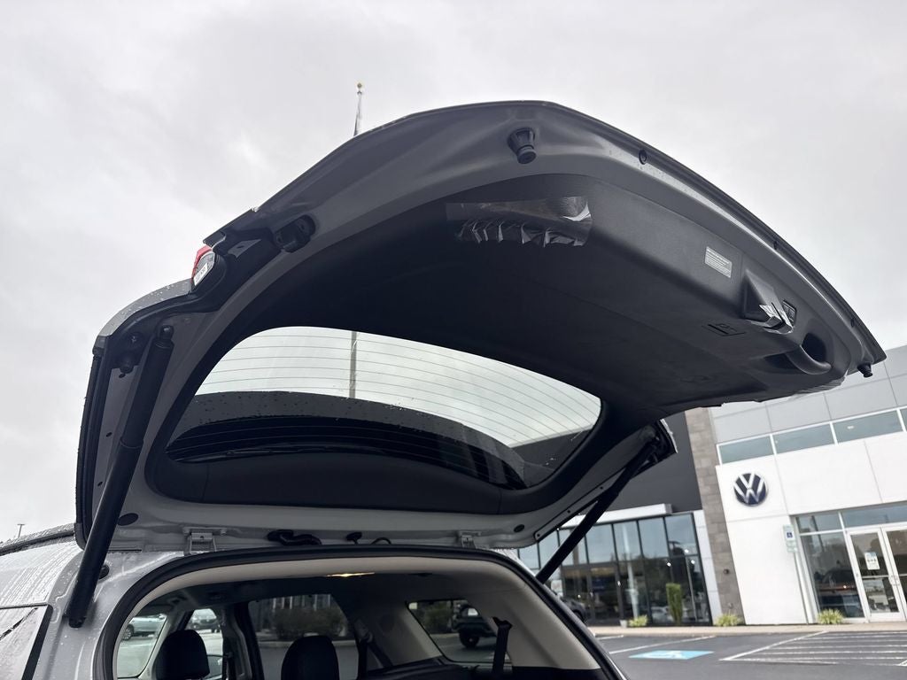 2027 Kia Carnival EX