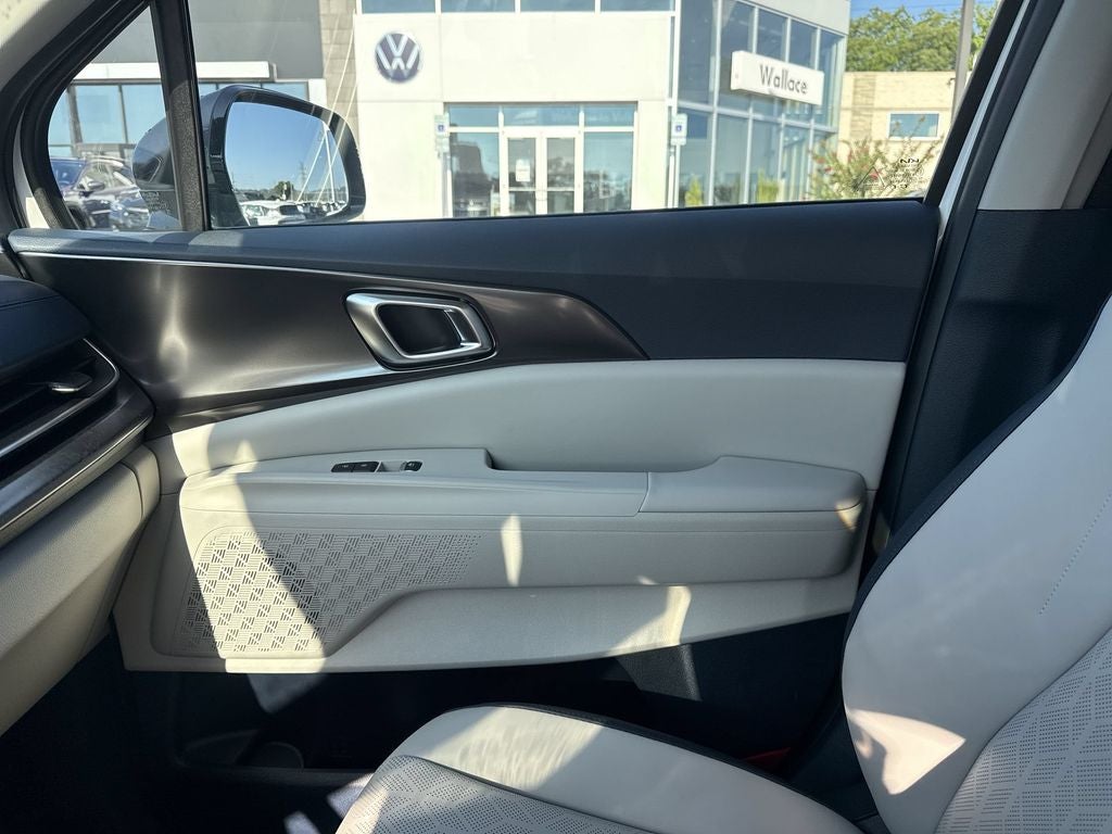 2027 Kia Carnival SX