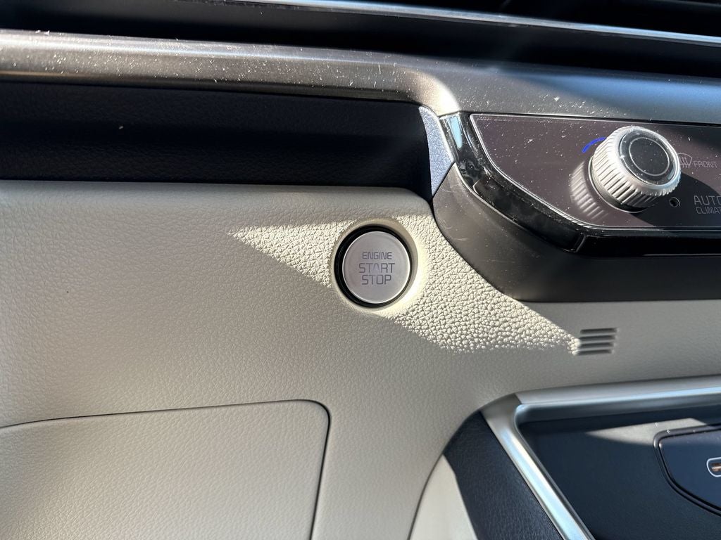 2027 Kia Carnival SX