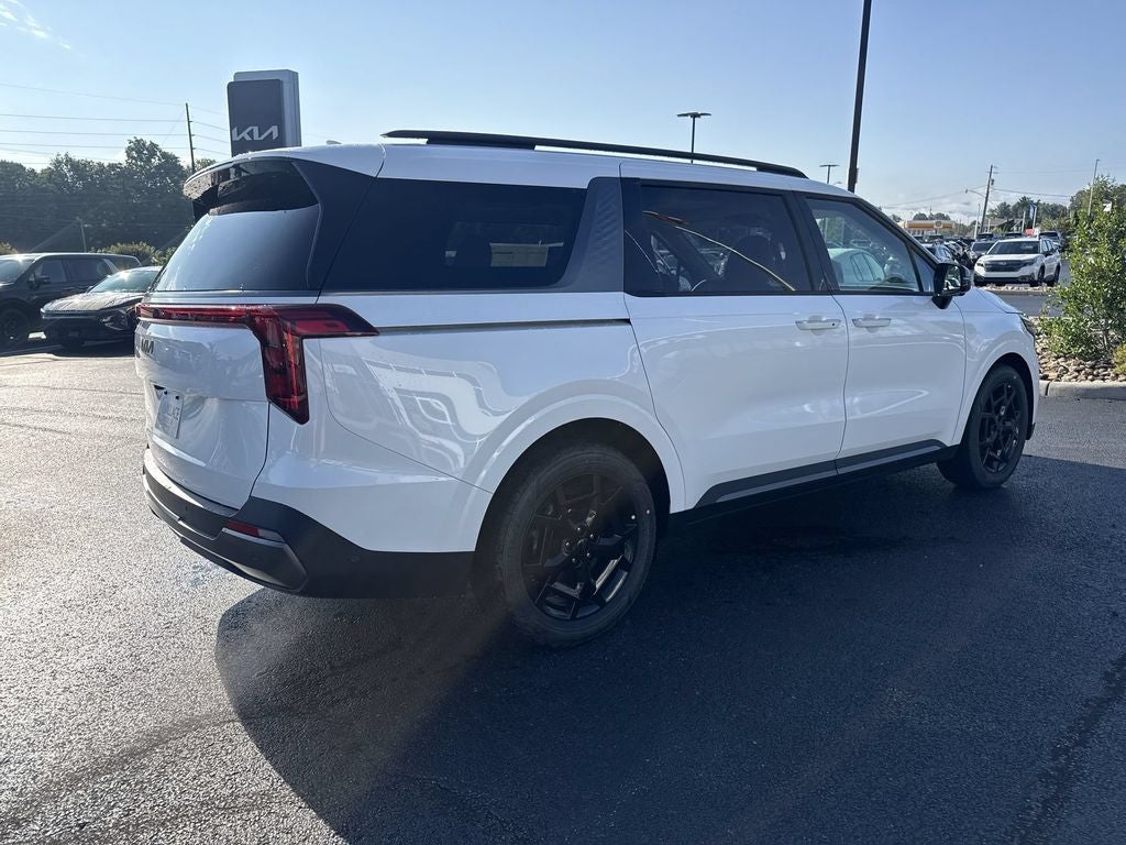 2027 Kia Carnival SX