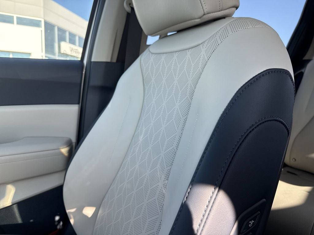 2027 Kia Carnival SX