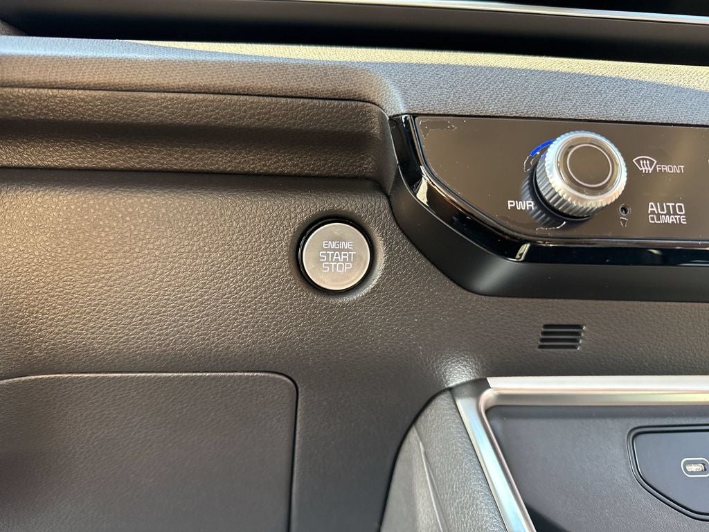 2027 Kia Carnival Hybrid SX