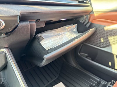 2027 Kia Carnival Hybrid SX