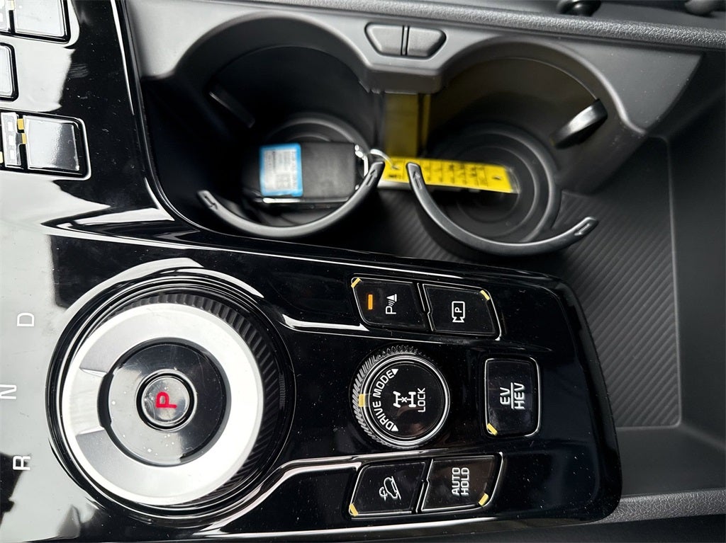 2025 Kia Sportage Plug-In Hybrid X-Line